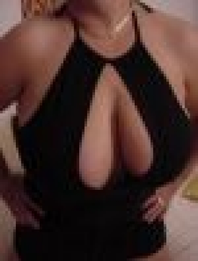 Sexinserat: XXXL-NATUR-BUSEN - Sie sucht Ihn