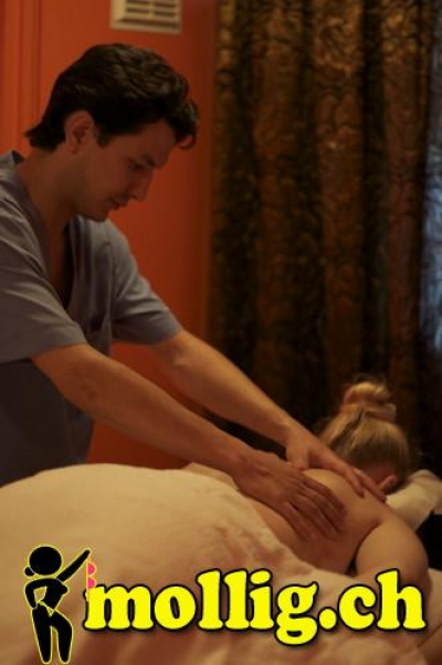 Sexinserat: Sinnliche Ganzkörpermassage mit G-Punkt - Er sucht Sie