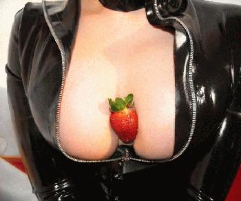 Sexinserat: Latex, Lack und Leder machen mich an - SM/ Fetisch/ Bizarr