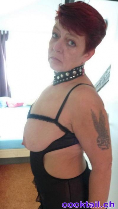 Sexinserat: NAturgeile echte Nymphomanin - Sie sucht Ihn in Schwyz
