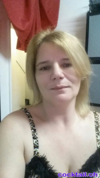 Sexinserat: Andrea In Dietikon Und Escort - Sie sucht Ihn in Aargau