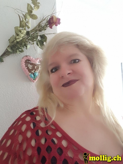Sexinserat: MASO MOLLIGE SKLAVIN MONA - Sie sucht Ihn in Aargau