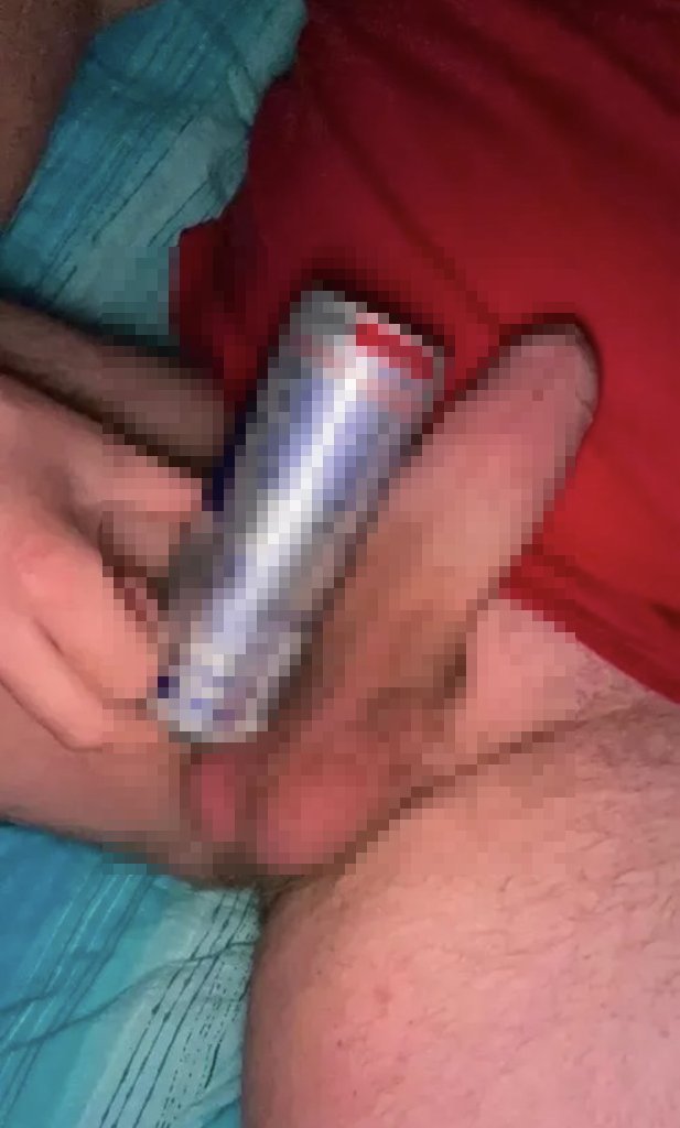 Sexinserat: Viel und Mehrfachspritzer mit XXXL Schwanz - Er sucht Sie in Aargau